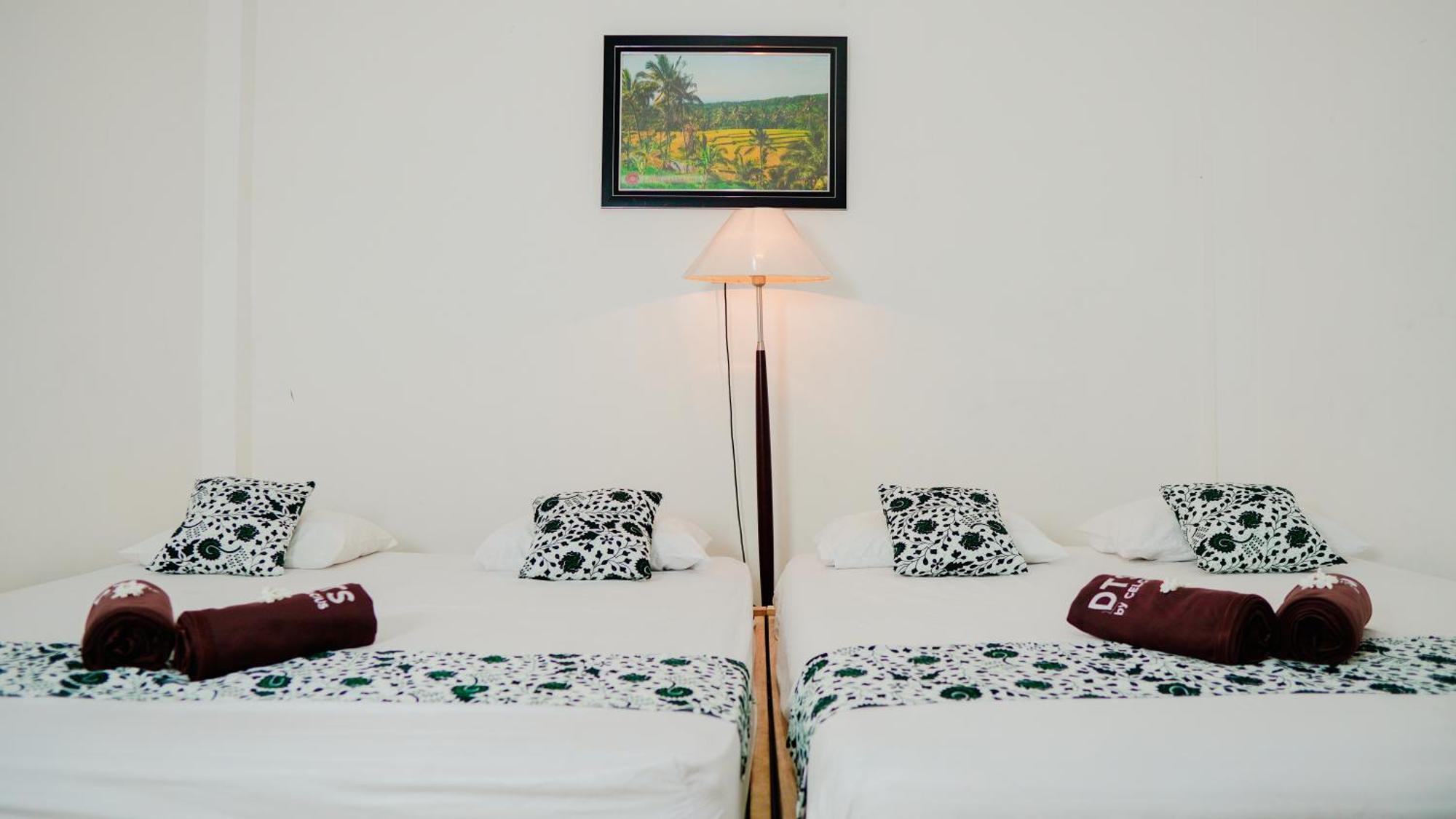 Dormitory Tourism Sritanjung Banyuwangi By Gajahsora Management Екстер'єр фото